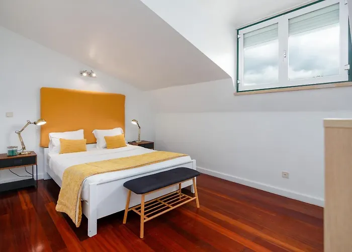 Downtown N97 * Setúbal